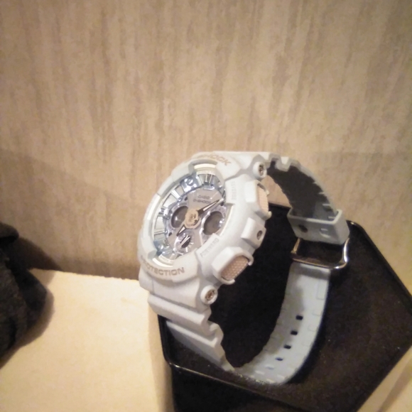 G Shock watch - Picture 3 of 6